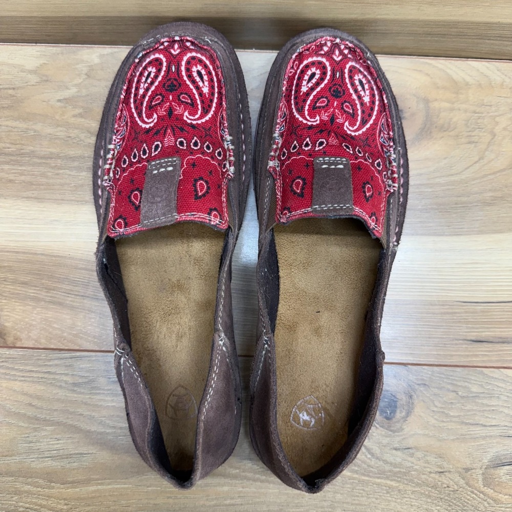 Ariat Cruiser Red Bandana Paisley Flats Womens 9 B Brown Suede Moc Toe Boho - Picture 8 of 11